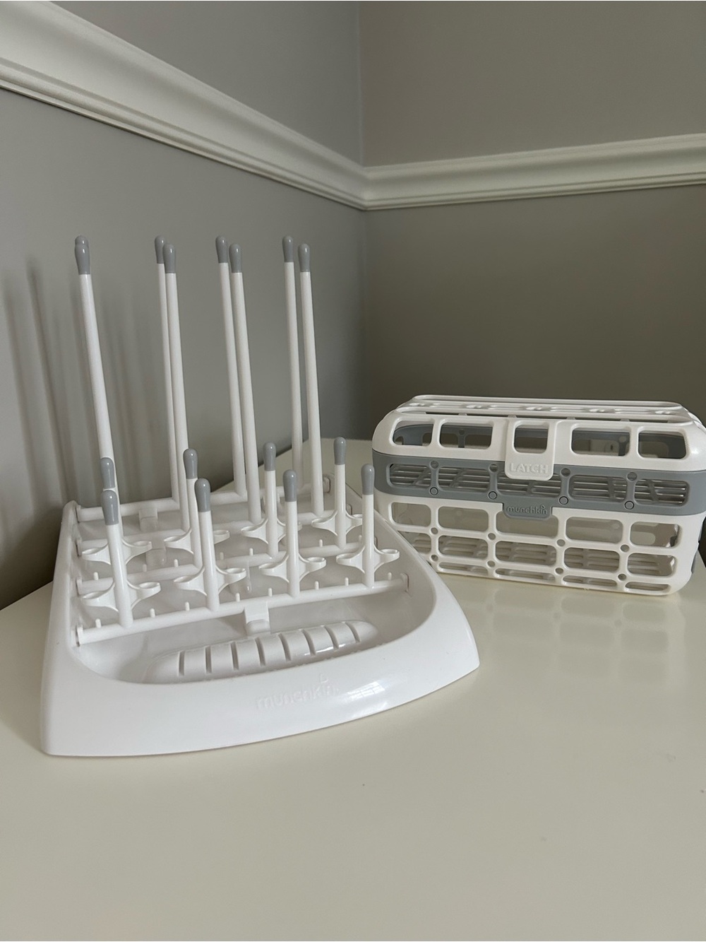 Munchkin Fold Baby Bottle Drying Rack & Deluxe Dishwasher Basket - White & Gray